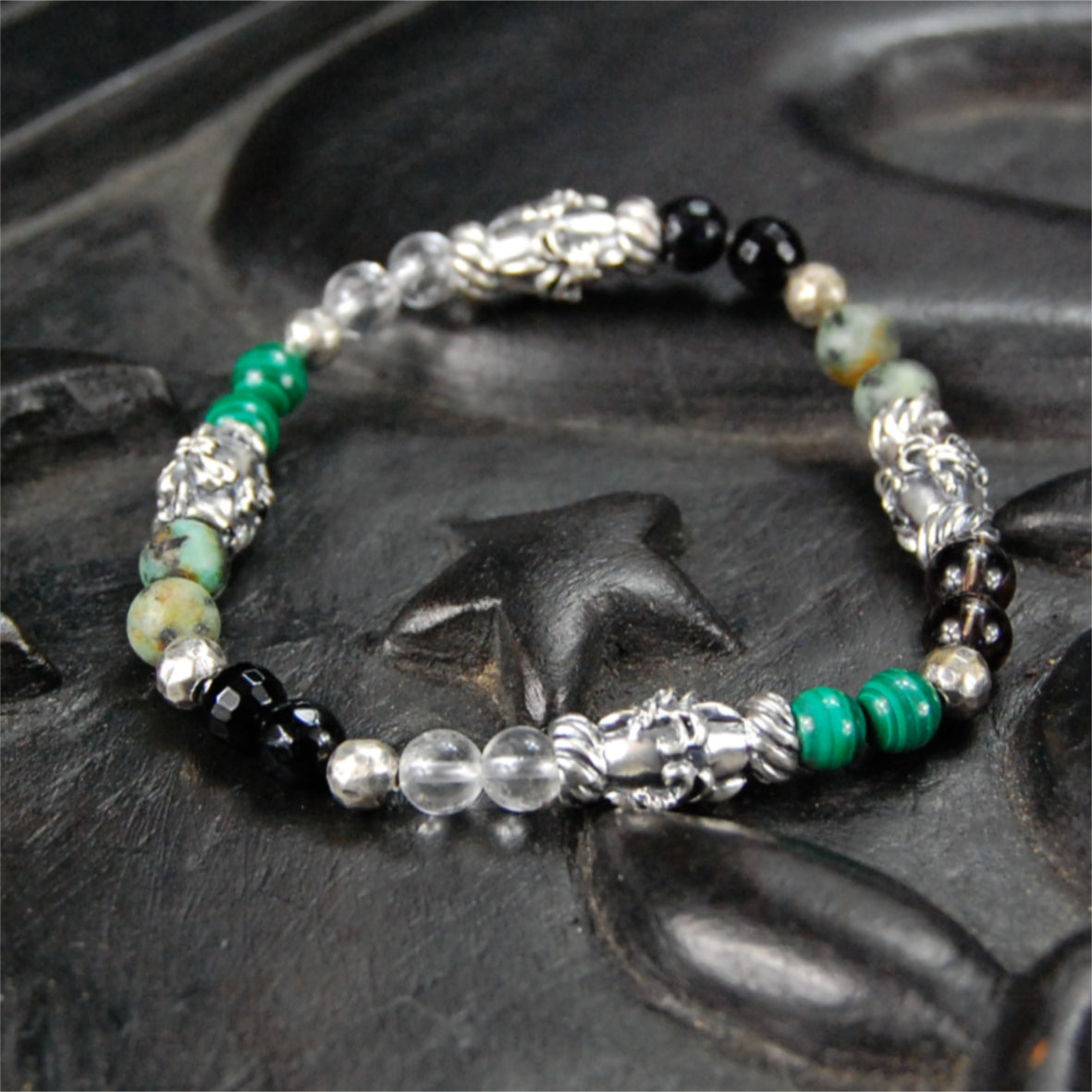 Silber Armband mit Steinperlen und silberne Lilienröhren