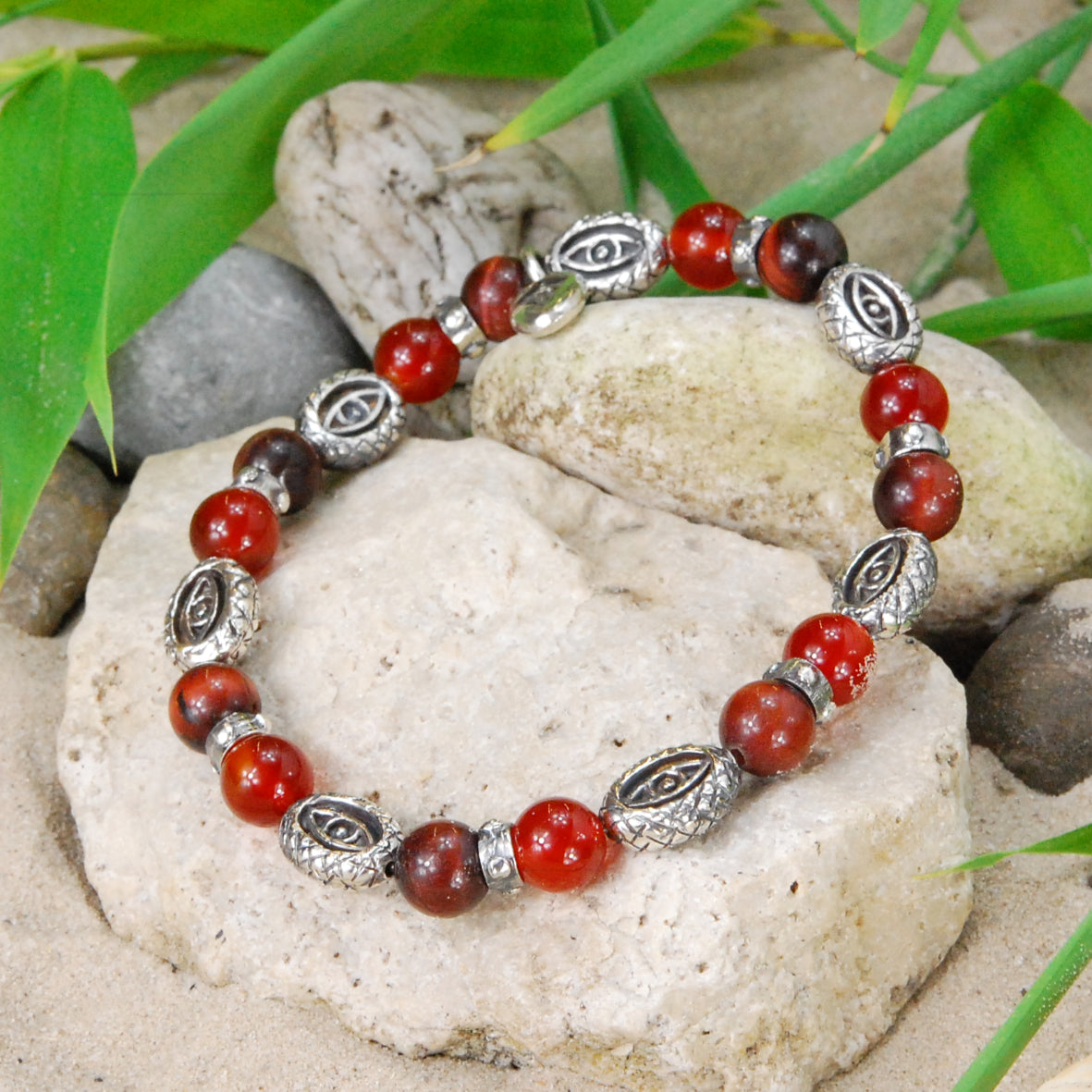 Silver Bracelet with 12 mm DRAGON EYES with Beads 08 on Rubber