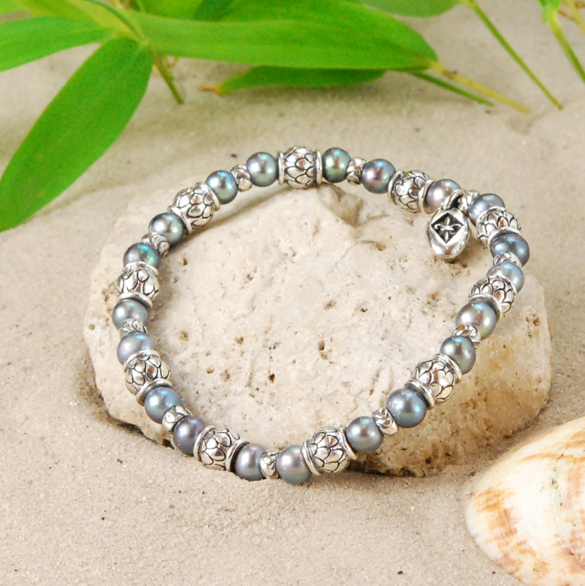 Silver Bracelet with DRAGON SCALES Barrels and Black Pearls 6 on Rubber