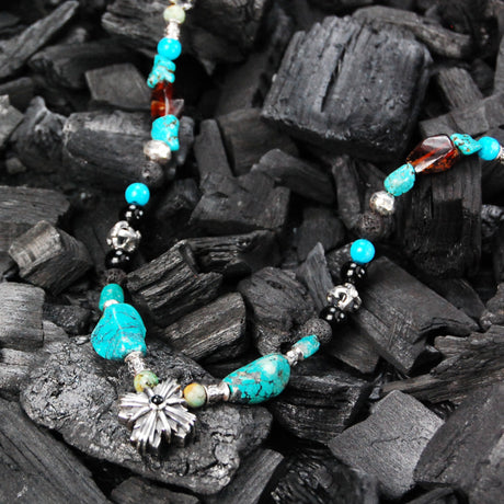 ROCKS and BEADS Halskette mit silbernen Röhren und Kugeln und GRIECHISCHEM MORGENSTERNKREUZ