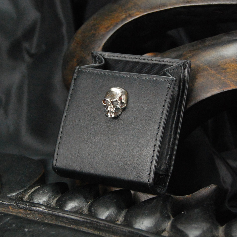 Cigarette Box Cover with SILVER SKULL