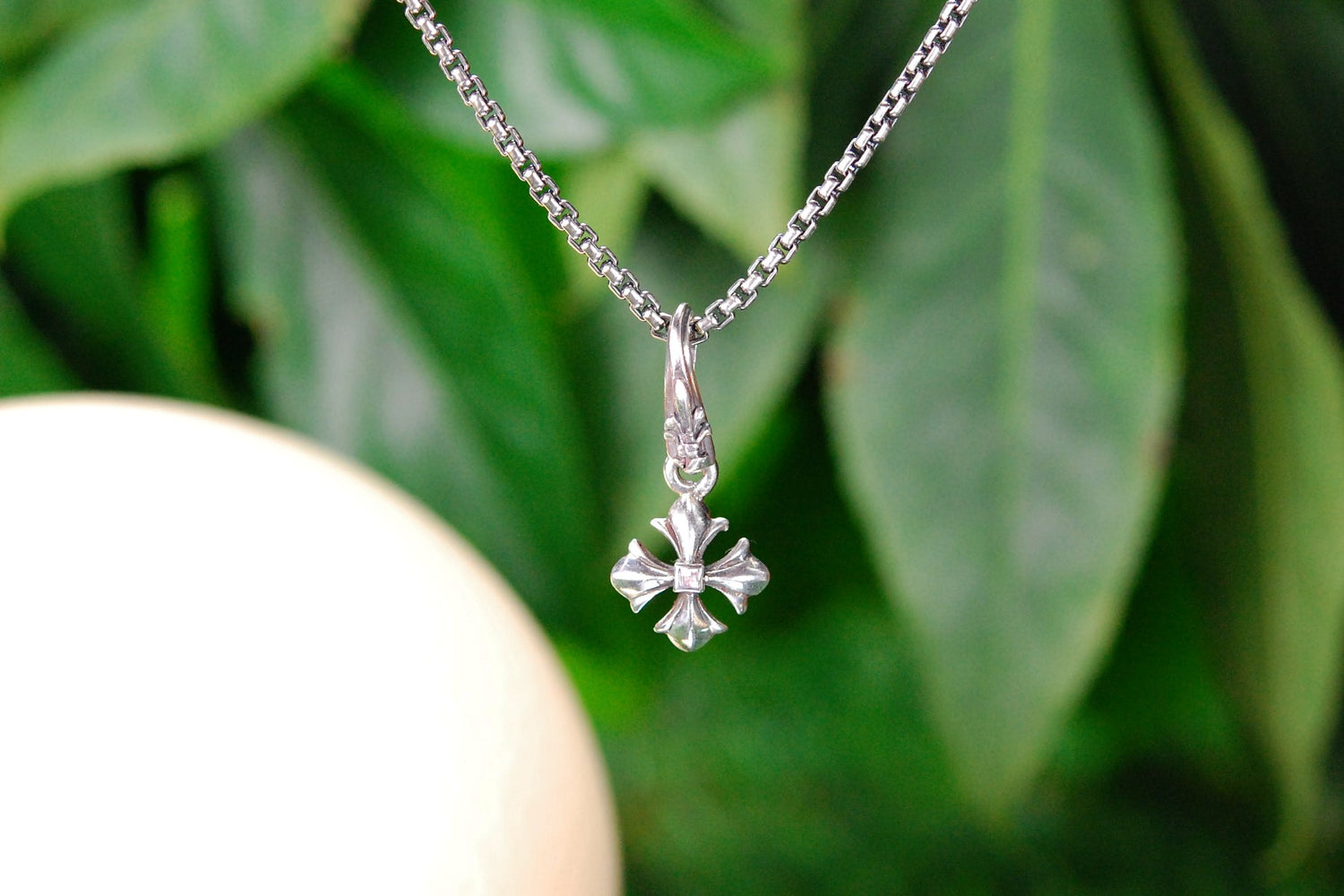 Silver Pendant MALTESER STAR S  with LILY Hook