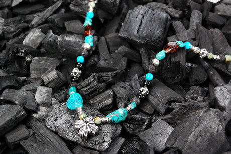 ROCKS and BEADS Halskette mit silbernen Röhren und Kugeln und GRIECHISCHEM MORGENSTERNKREUZ