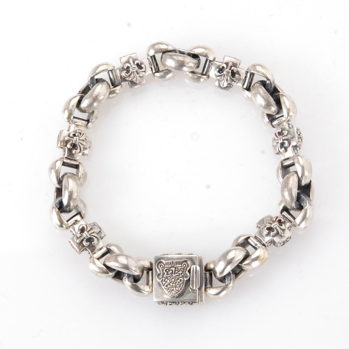 Silver Bracelet LILY CROSSES + SHIELD BOX LOCK on PEA Chain