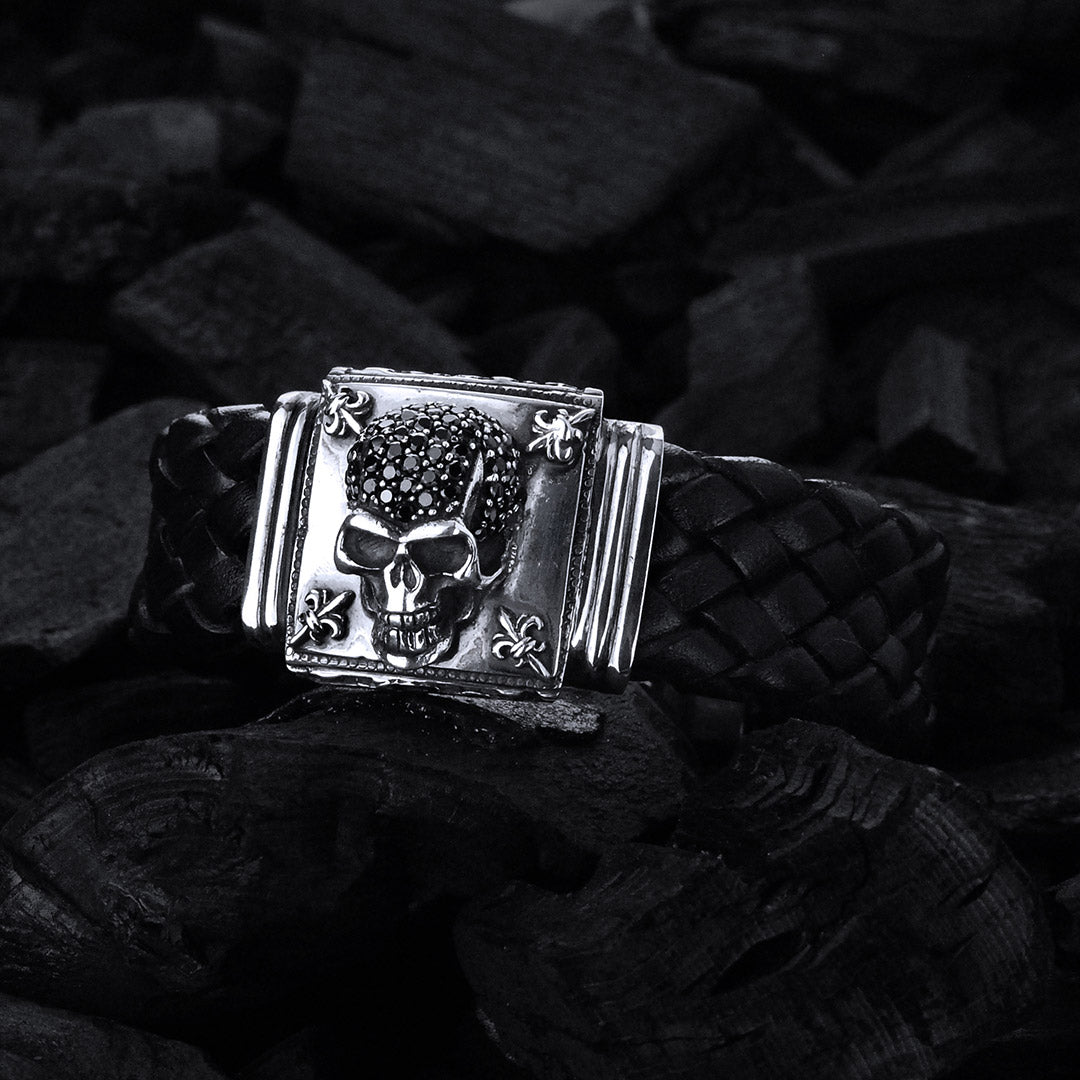 Silbernes Lederarmband SKULL und Lilien 22