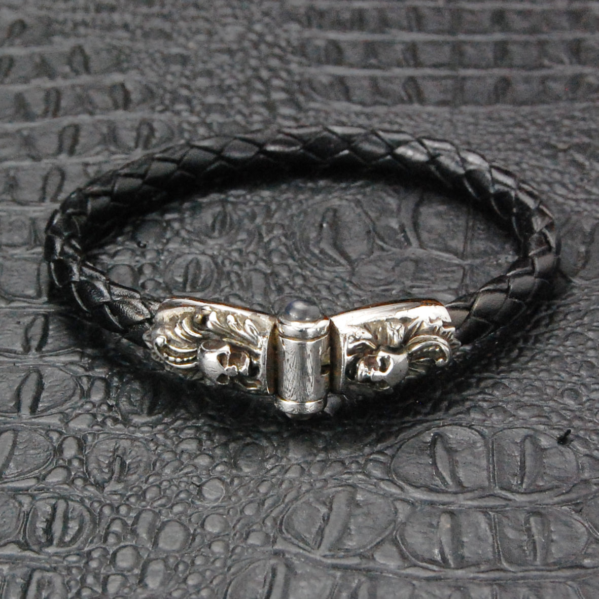 Silber-Lederarmband MAGIC PLANT mit SKULLS Silber-Jointlock für 7 mm Leder