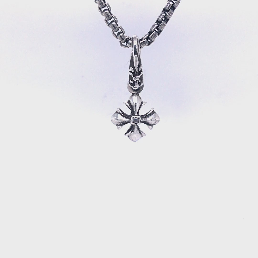 Silver Pendant MALTESER STAR S with LILY Hook