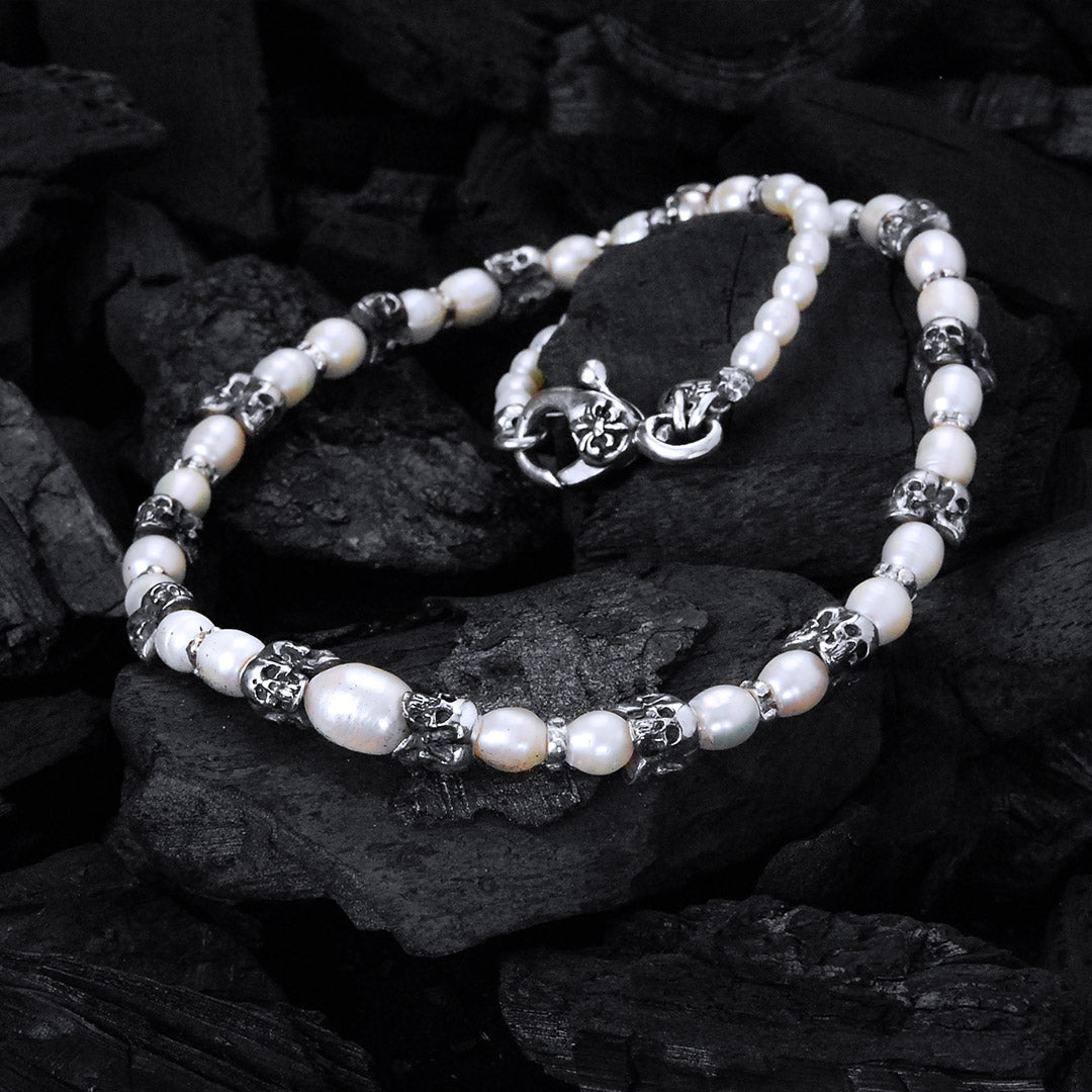 Silver and Pearls Choker with Triple Small SKULLS  8 big Middle Pearl