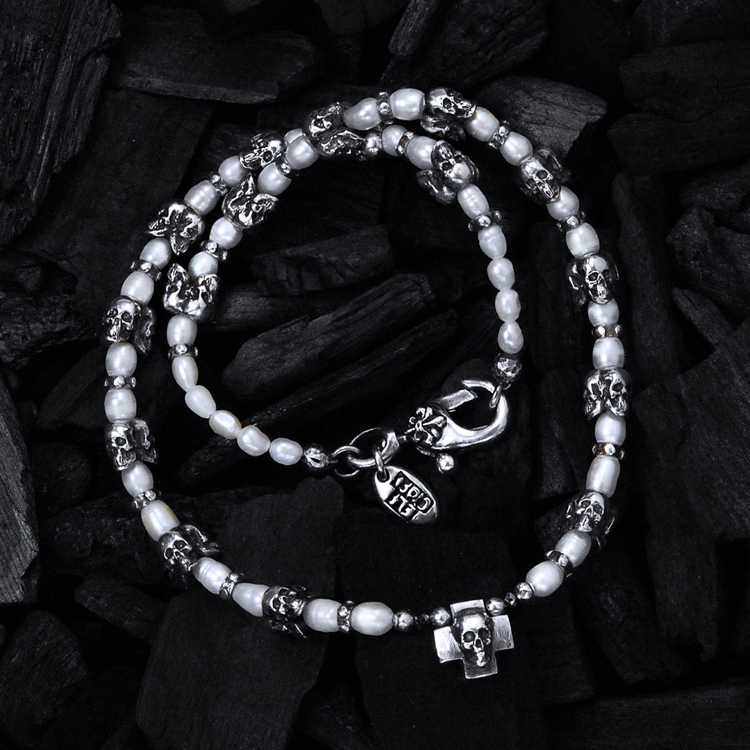 Silver and Pearls Necklace with Triple Small SKULLS 8
