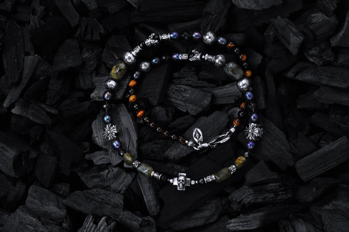 ROCKS and BEADS Necklace w. Silver Tubes+Balls + MALTESER  + Center SKULL CROSS