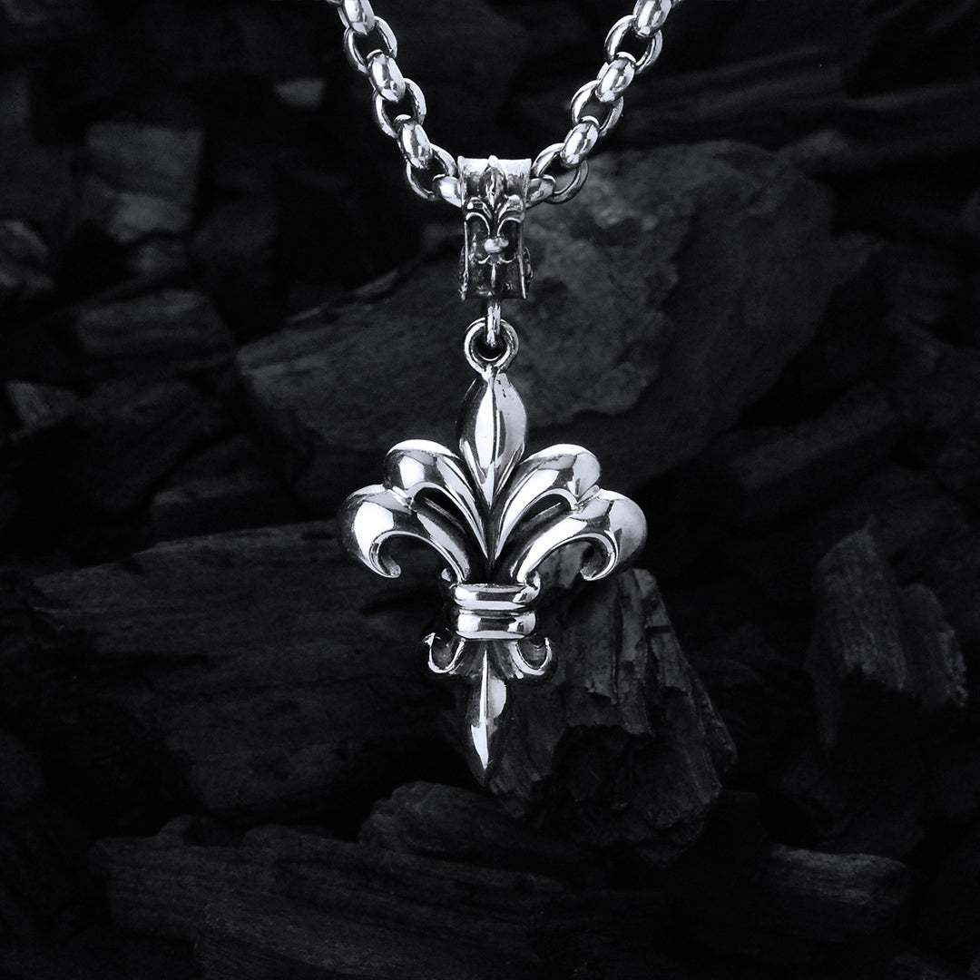 Silver Pendant LILY M plain Flat