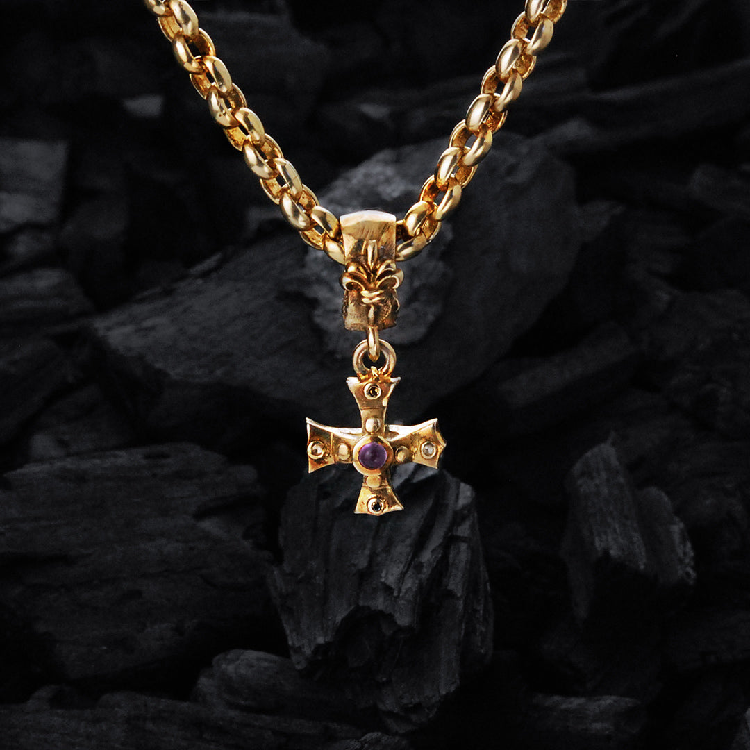 Silver Pendant KNIGHTS CROSS s Body and Stones 18