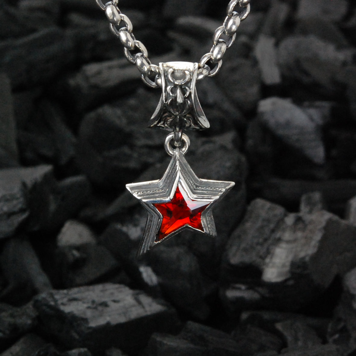 Silberner Anhänger SHOOTING STAR S mit Morgenstern-Öse