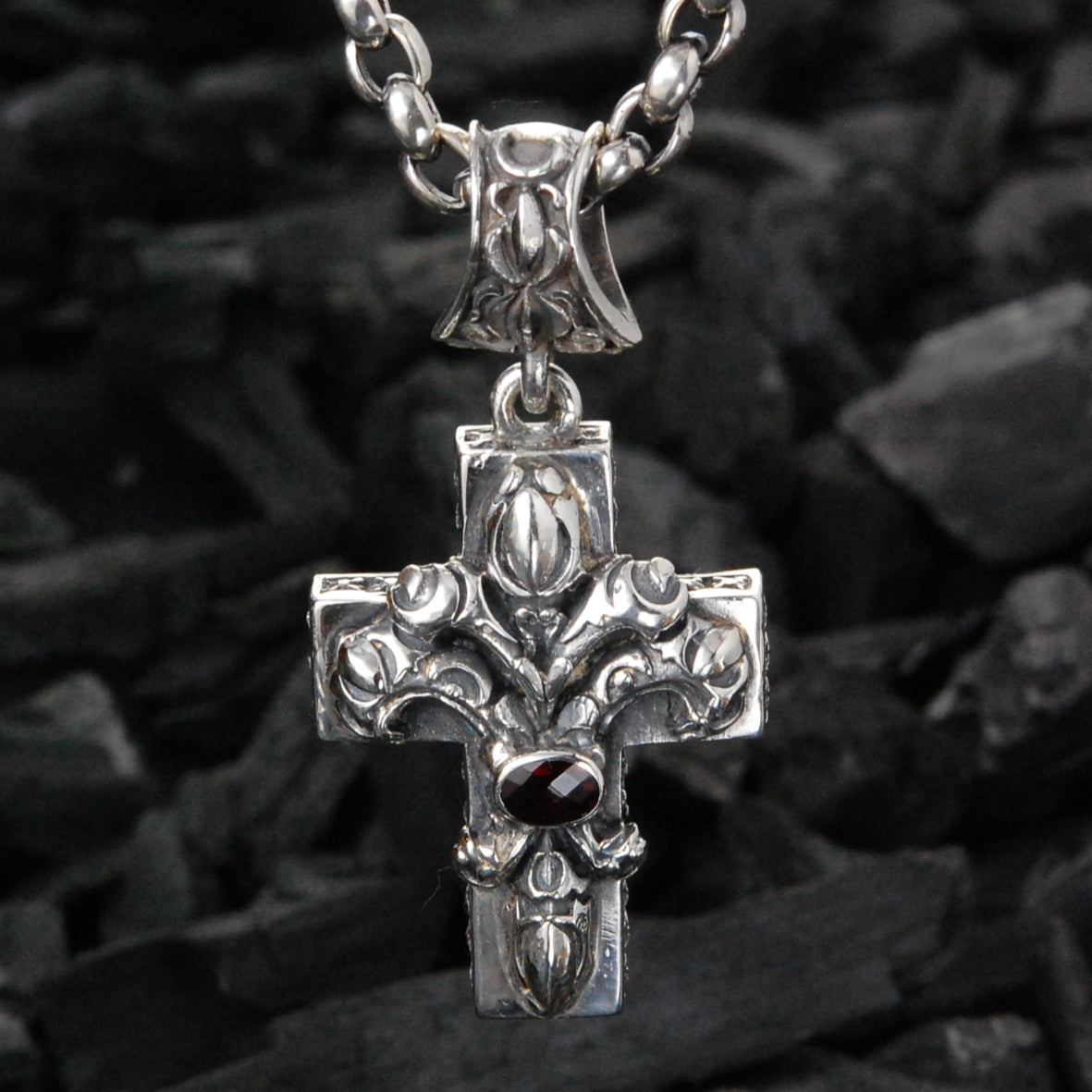 Silberner Anhänger LILIE am KREUZ Garten bei Nacht M-Sternseiten