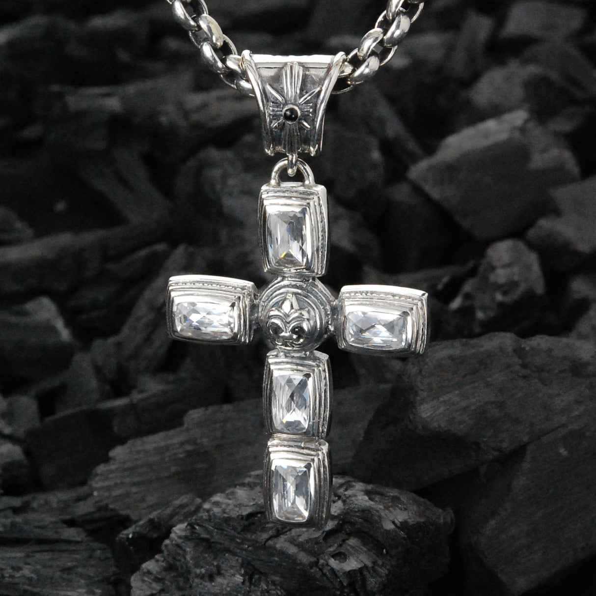 Silberanhänger KISSENKREUZ