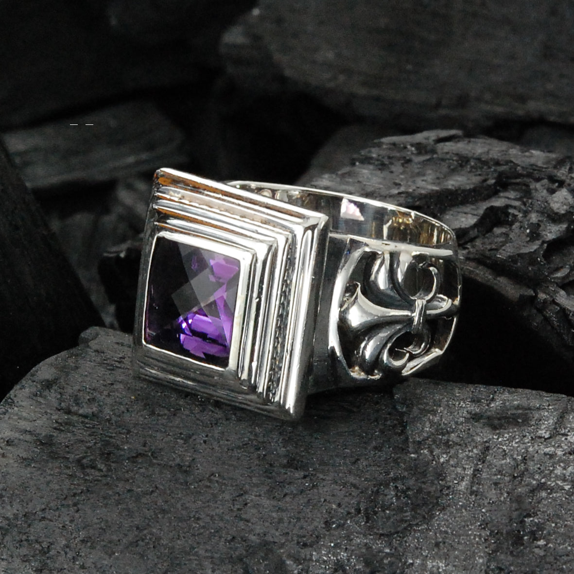 Silver Ring ELFIN CAREE on OPEN LILIES Band