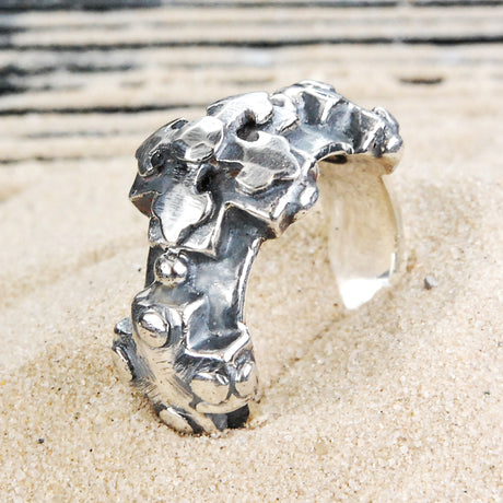 Silver Ring 3 Greek Crosses Faceted with BLADES Cross