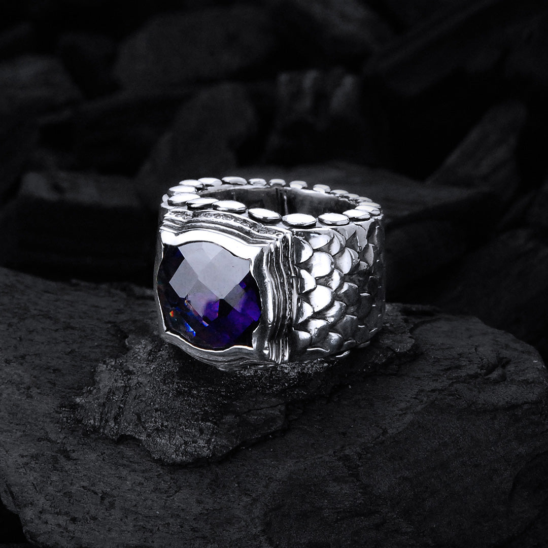 Silver Ring DRAGON SCALES Band with BAROQUE Holder