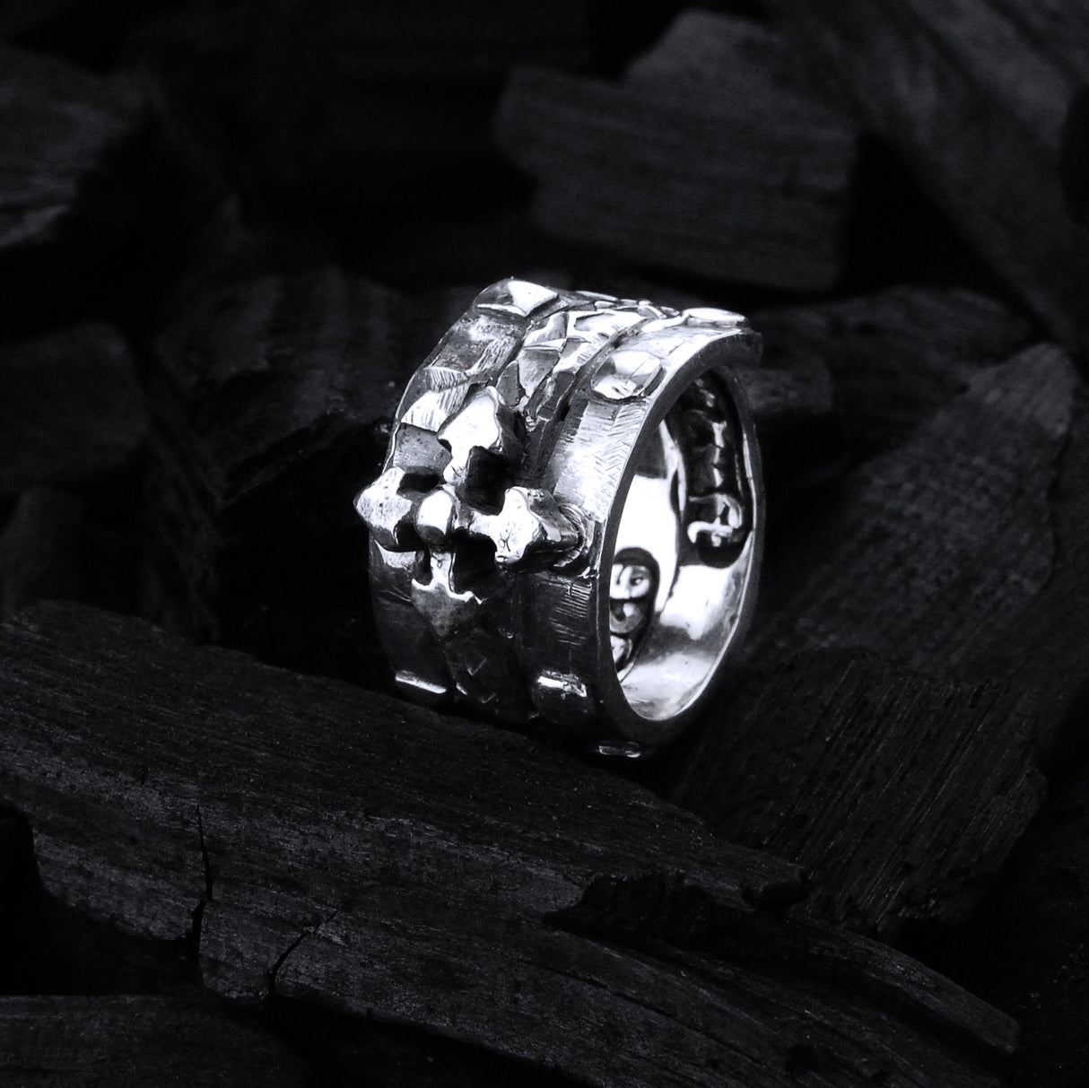 Silver Ring Spiral with BLADES CROSS and Faceted Band Pyramides and Domes