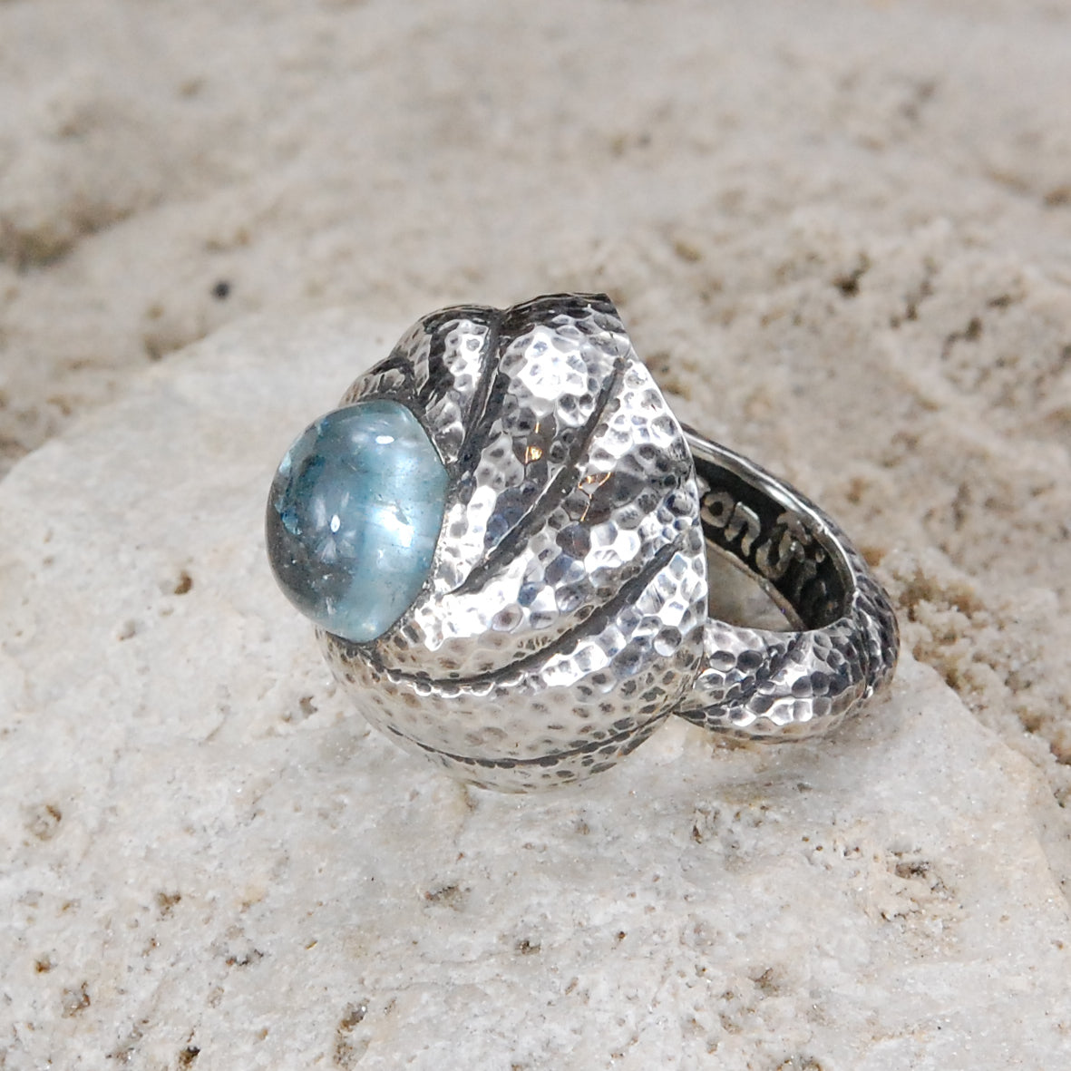 Silberring gehämmert SPIRAL Band S und Aquamarin