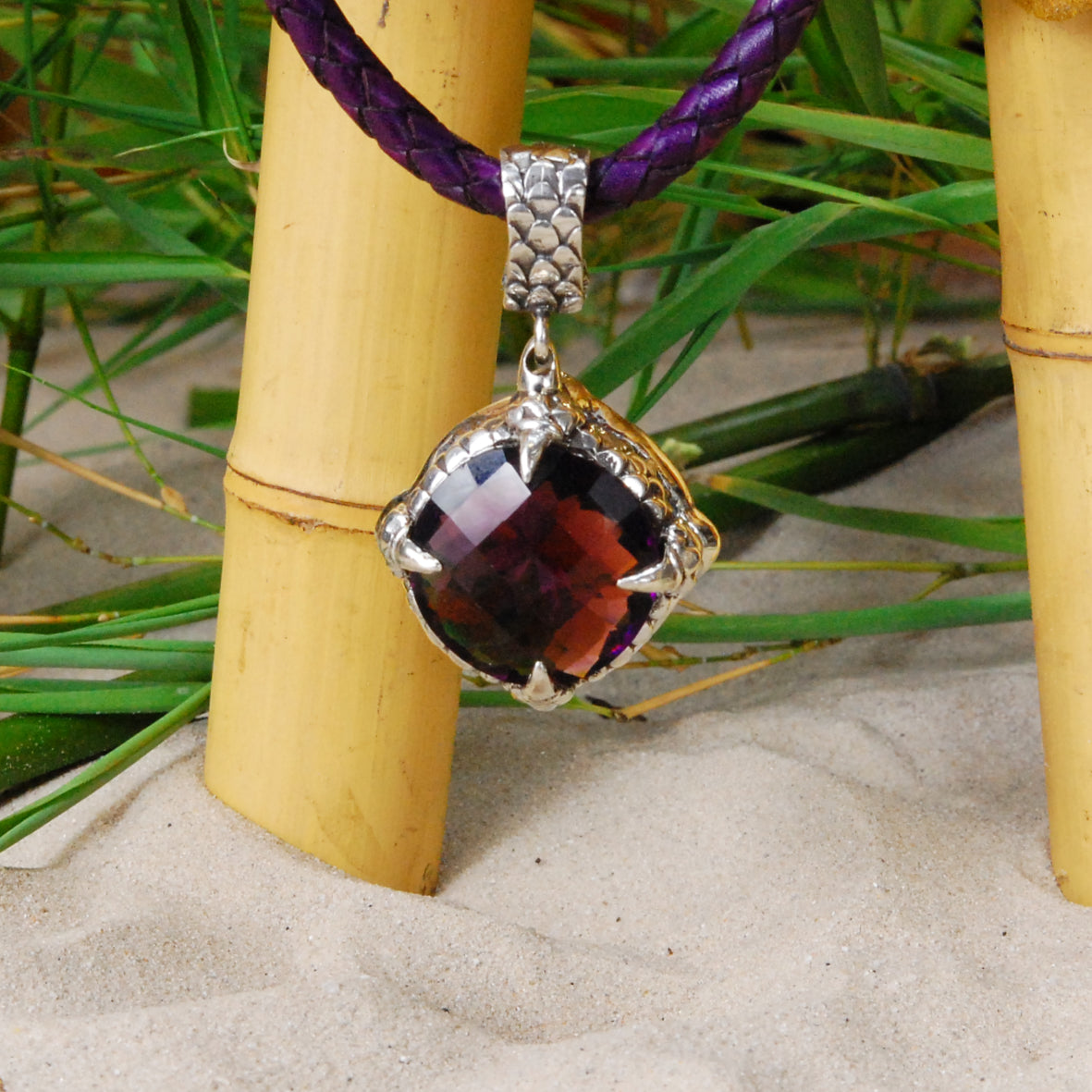 Silver Pendant Dragon Stone with DRAGON CLAW and Scales