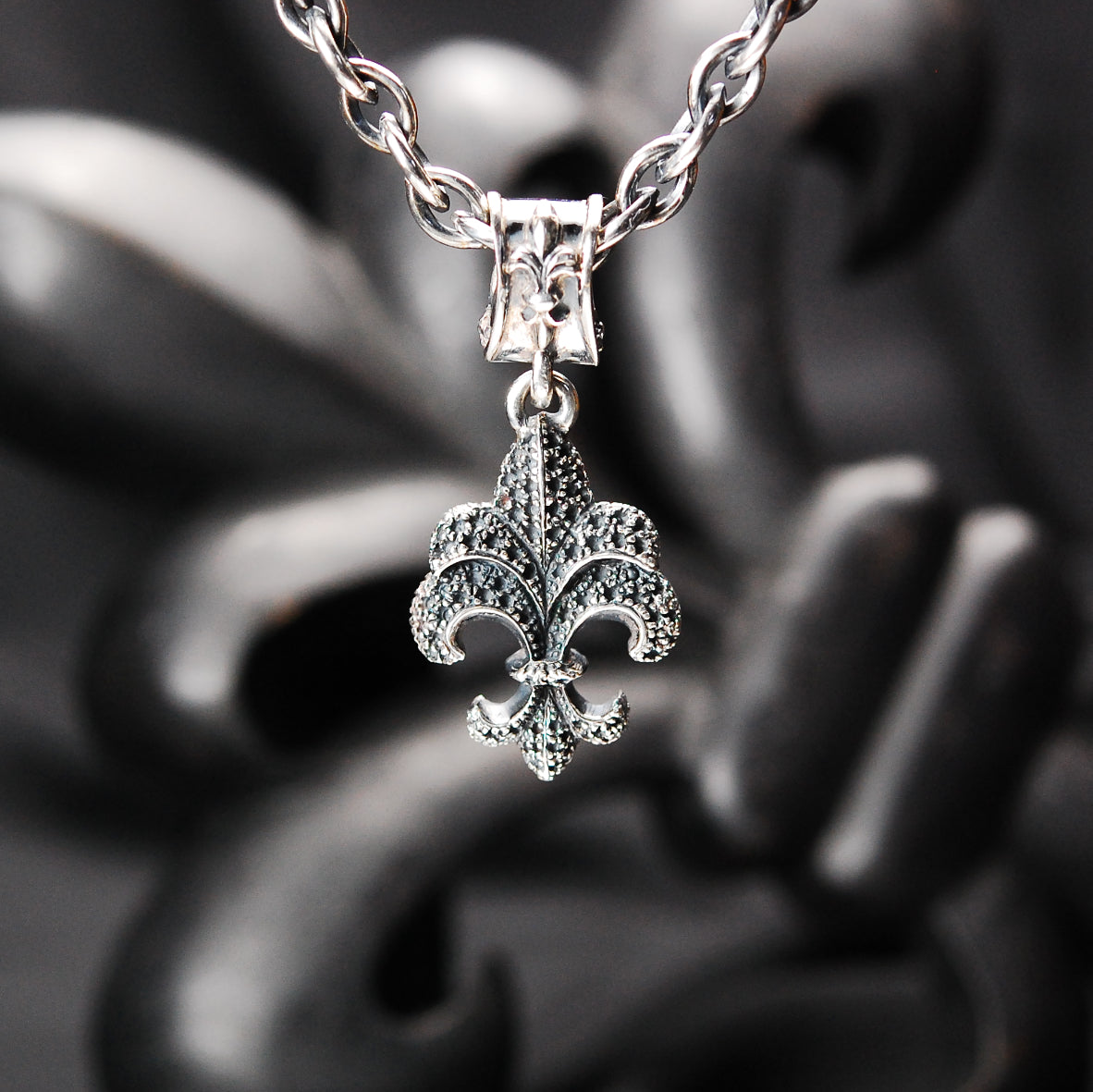 Silver Pendant ELFIN LILY Royal