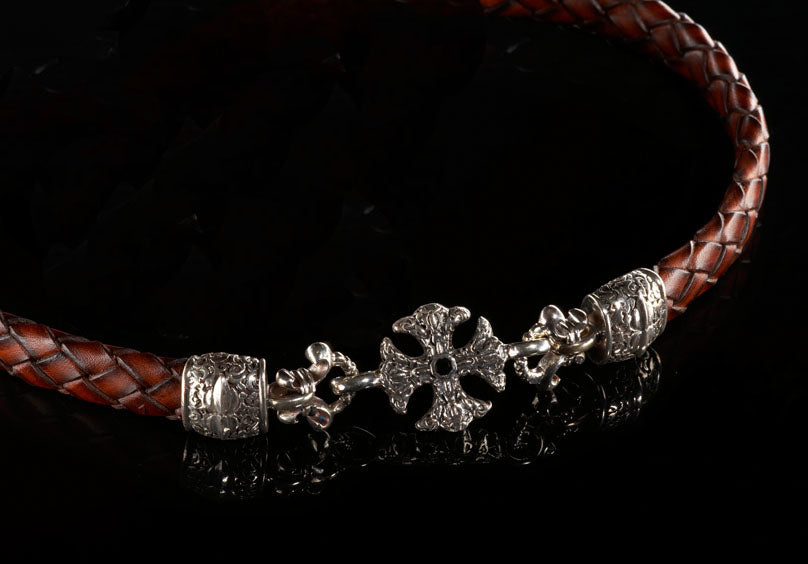 Silver Leather Belt GARDEN AT NIGHT MALTESER CROSS M 16