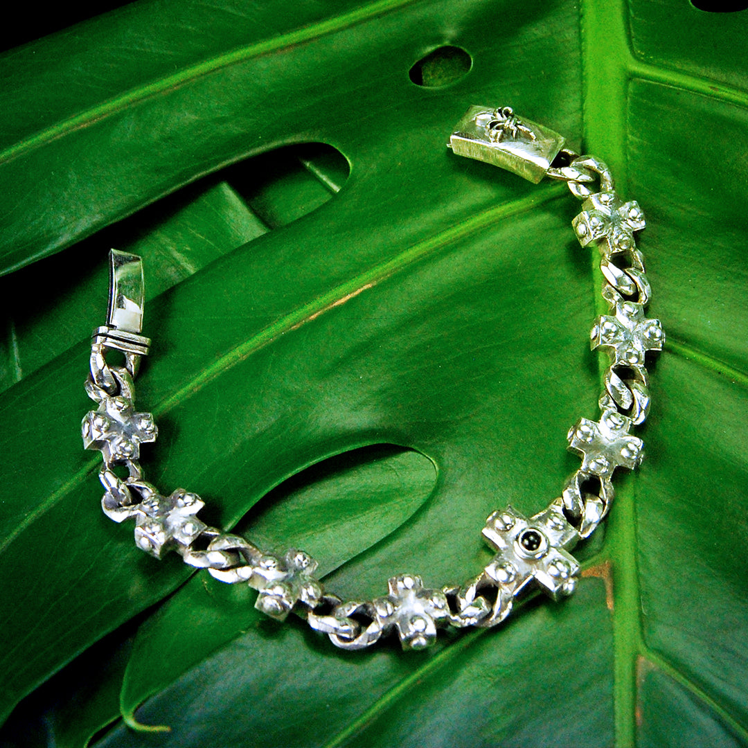 Silberarmband mit griechischen Kreuzen und Panzerkette XS mit LILY-Boxschloss