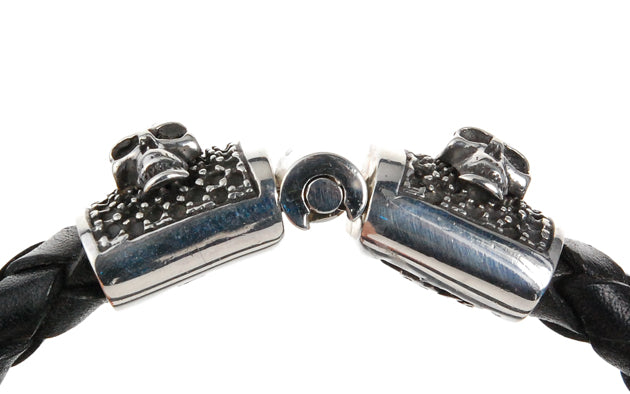 Silber-Lederarmband Silber-Gelenkschloss SKULL auf königlicher Oberfläche für 13-mm-Leder