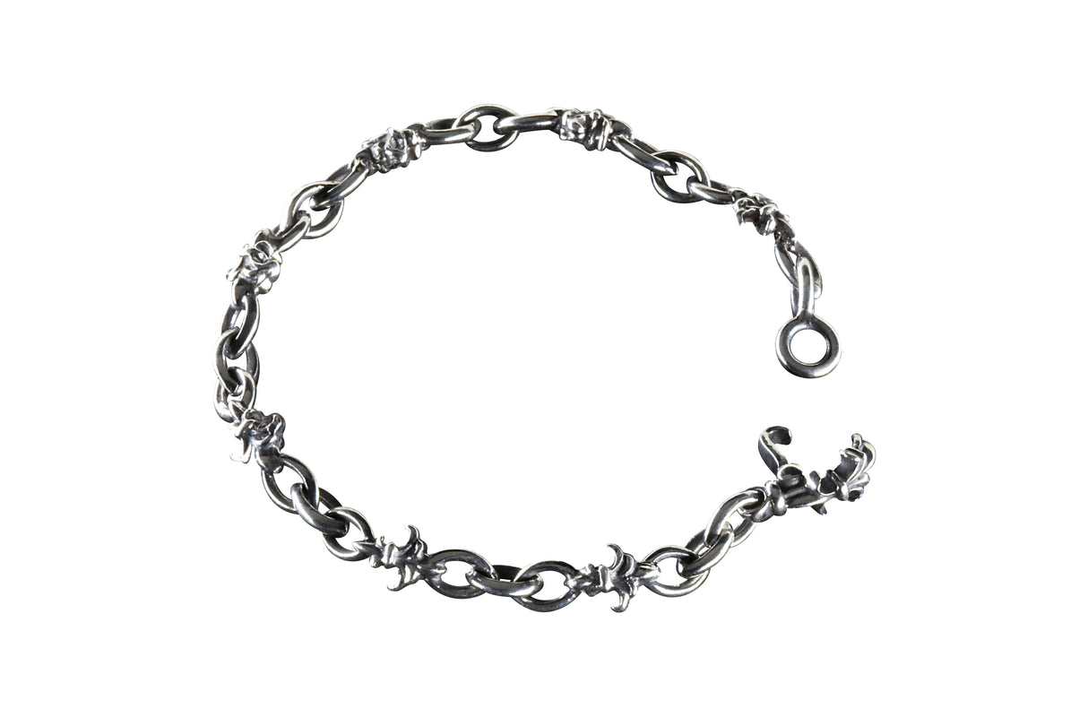 Silver Bravelet Navette Chain with Lilies