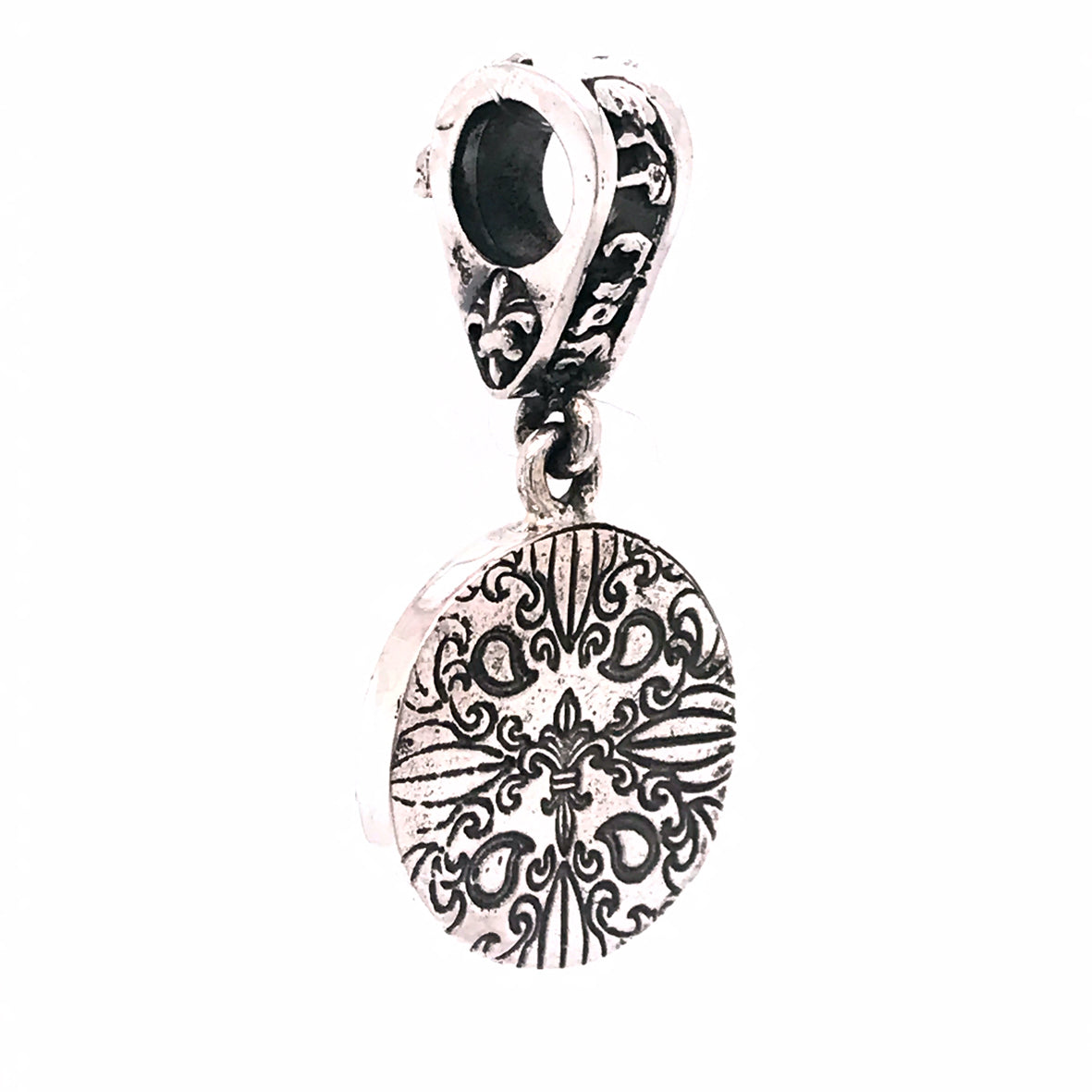 Silver Pendant SHIELD with BELIEVE IN YOUR DREAMS Coin S