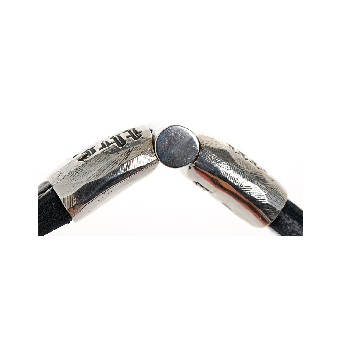 Silver-Leather Bracelet ON THE ROAD AGAIN Faceted Jointlock 13