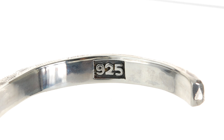 Silver Bangle Faceted with BELIEVE IN YOUR DREAMS