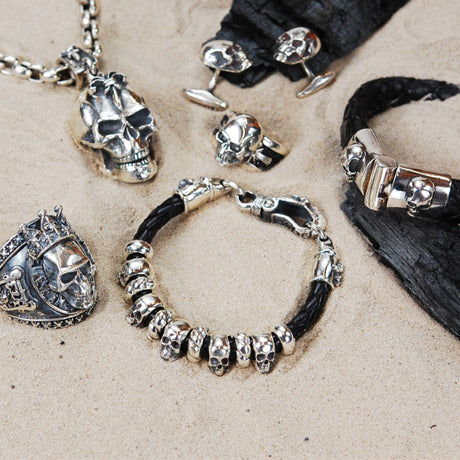 Skulls & Bones