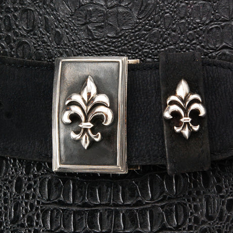 Silver Lily Conchas Belt with Chains and Elfin Care´s with LILY