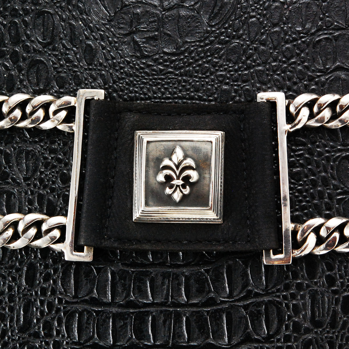 Silver Lily Conchas Belt with Chains and Elfin Care´s with LILY