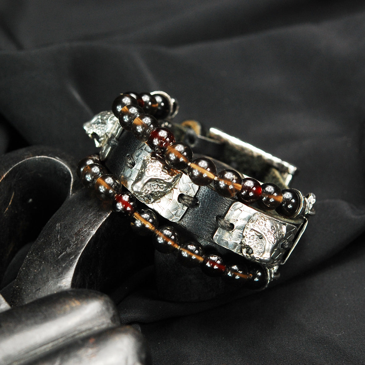 Silver Leather and Beads Bracelet with Silver Plates with LEOPARD HEADS