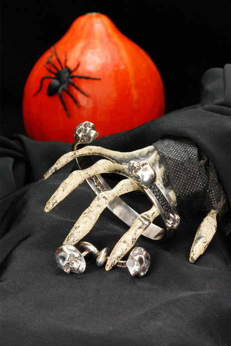 Silberner Armreif SKULL Searay-Streifen und Lilien