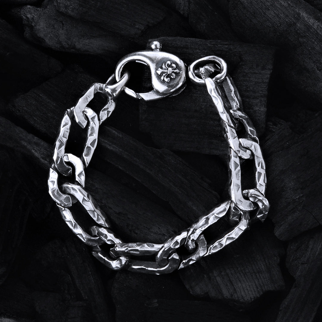 Silver Bracelet FIGARO Chain Hammered with Lily Carabiner 14