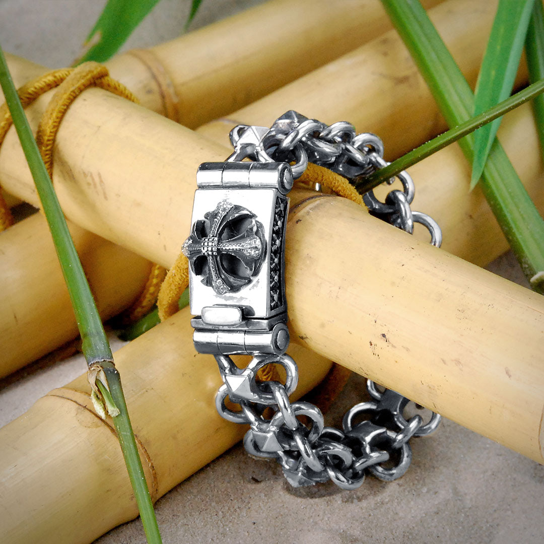 Silver Bracelet Loops and PYRAMIDES with MALTESER CROSS Lock