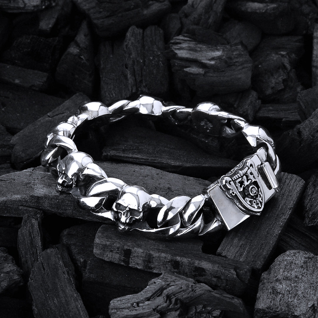 Silver Bracelet SKULL s with Halflinks chain and a SHIELD Boxlock