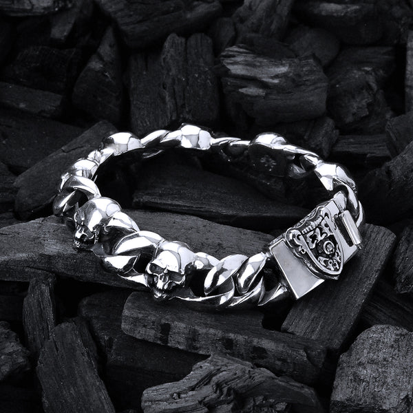 美品✨　BWL Square Chain Bracelet Skull Silver Bracelet SKULL s with Halflinks chain and a SHIELD Boxlock