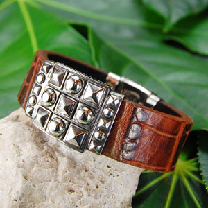 Silver Leather Bracelet PYRAMIDES and DOMES and SHIELD Box Lock 22