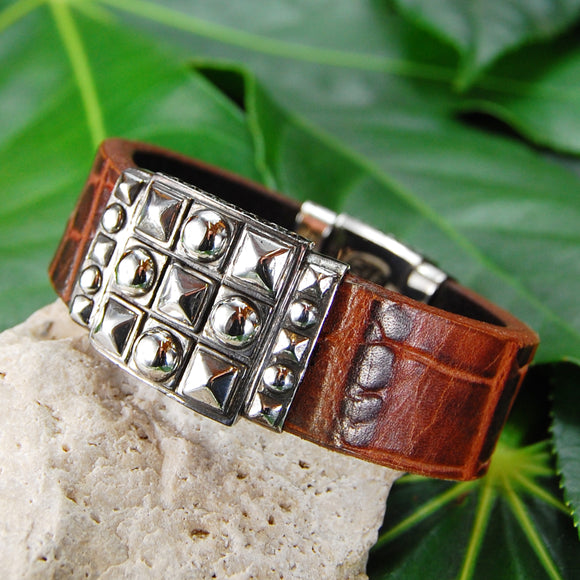 Silver Leather Bracelet PYRAMIDES and DOMES and SHIELD Box Lock 22