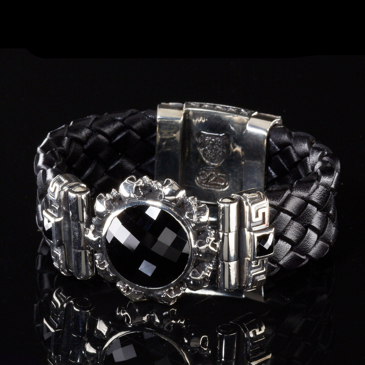 Silver Leather Bracelet ROUND SKULLS FRAME + STONE with SHIELD Box Lock 22