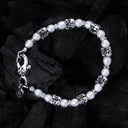 Silbernes Armband mit drei kleinen SCHÄDELN und schwarzen Steinperlen 8