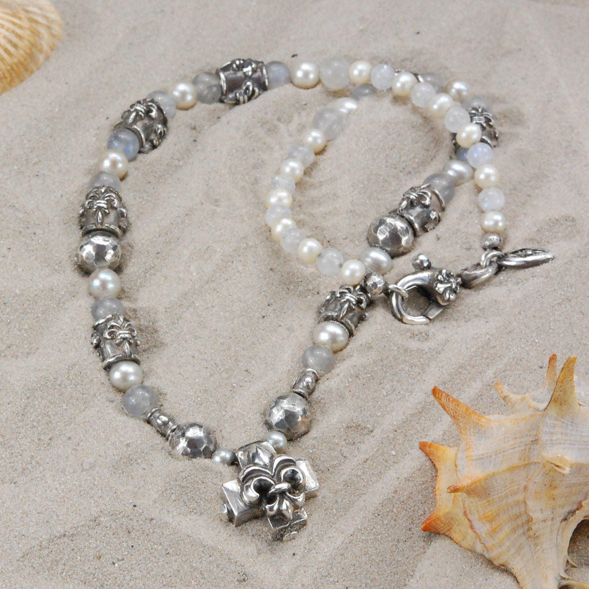 Silber mit BEADS Halskette mit LILIEN-Röhren und griechischem Lilienkreuz und Silberkugeln