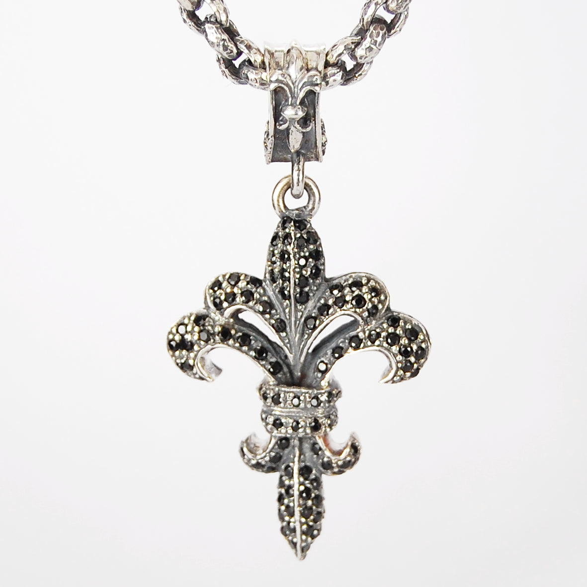 Silver Pendant LILY M Pave´