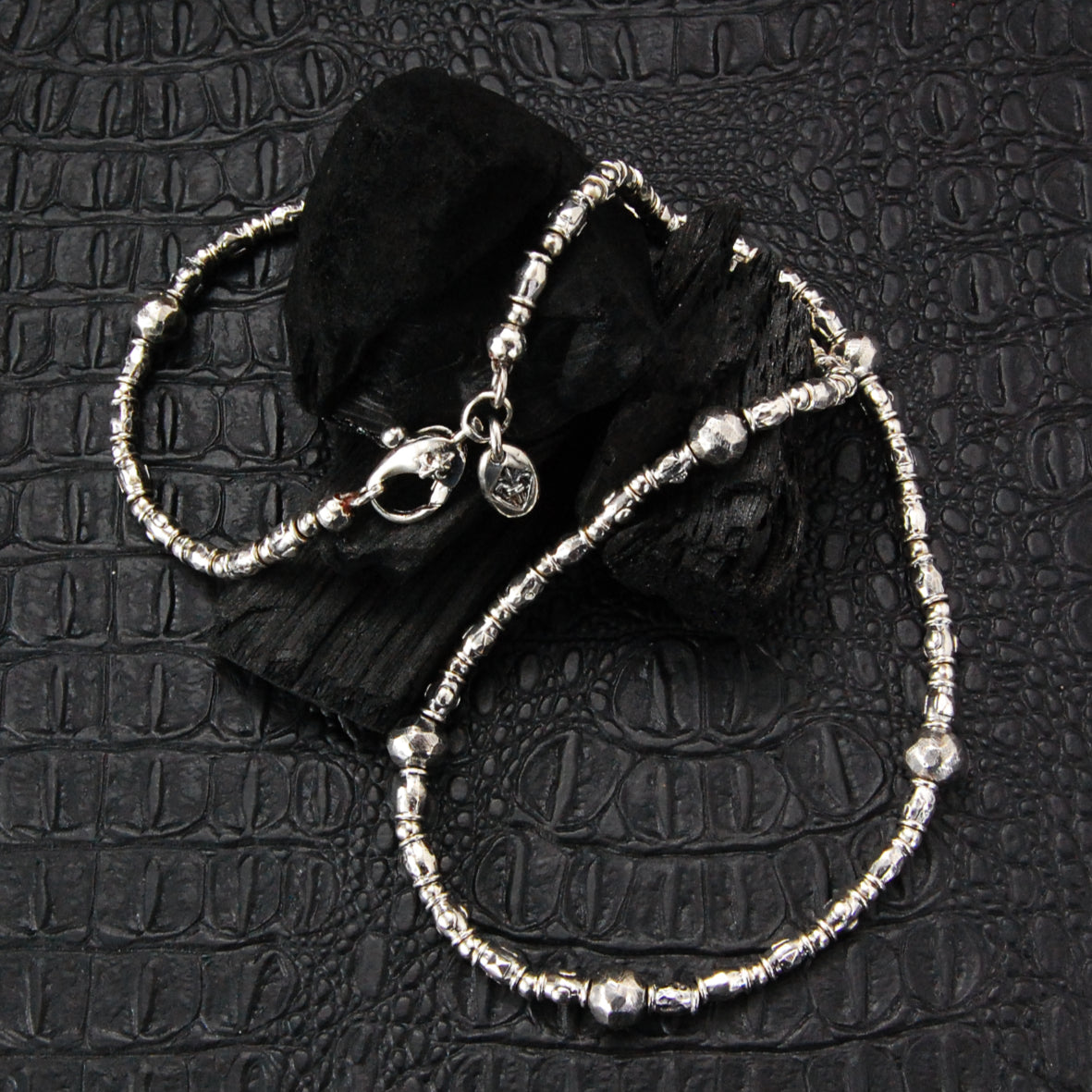 Silver Neckchain Mini TUBES and BALLS Rough Faceted