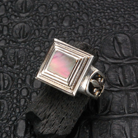 Silver Ring ELFIN CARREE on Slim OPEN LILIES Band